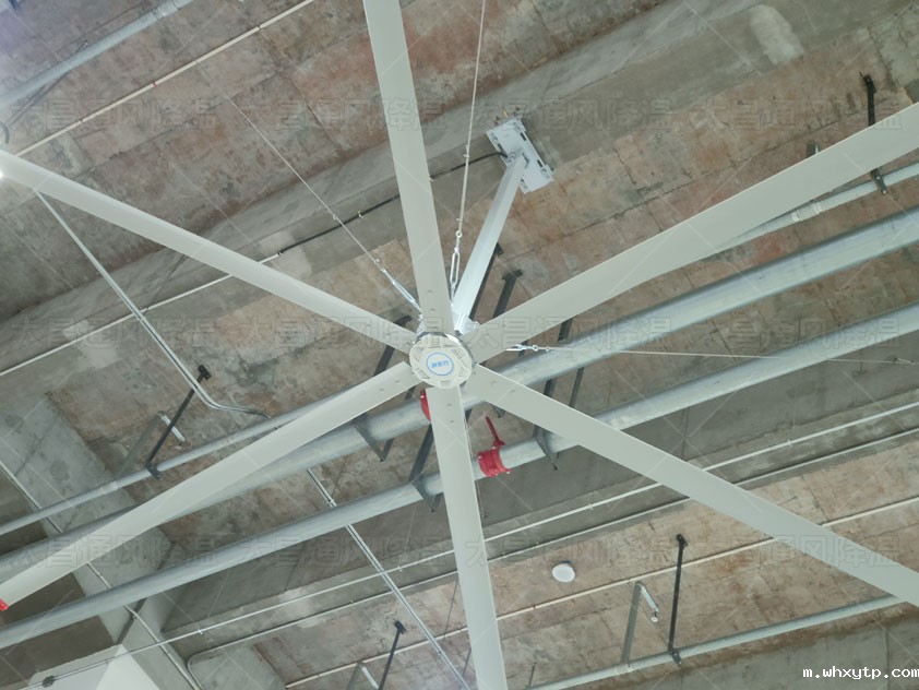 大型厂房降温节能工业风扇的妙用